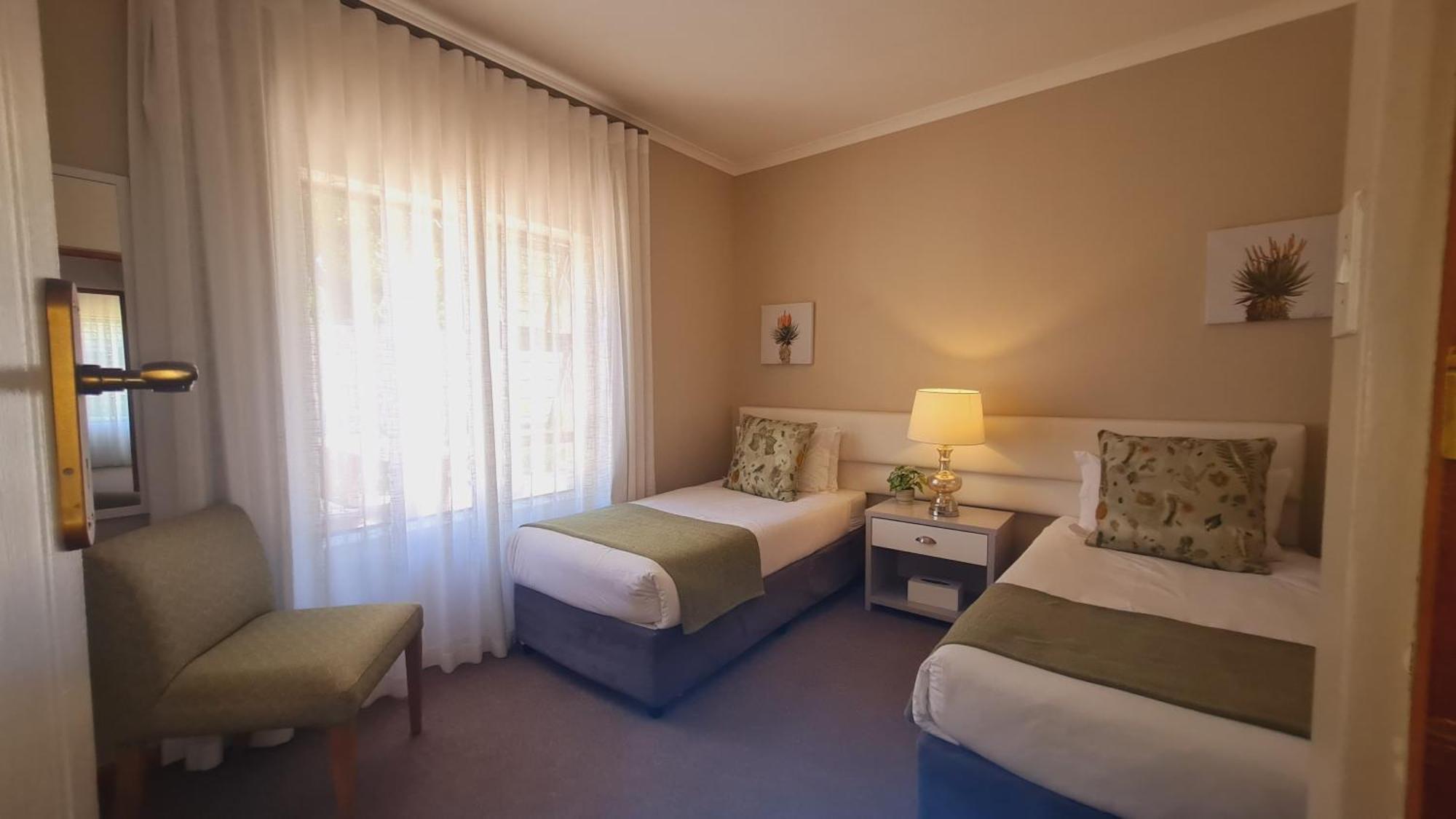2 On Lismore Guesthouse Tokai Eksteriør billede